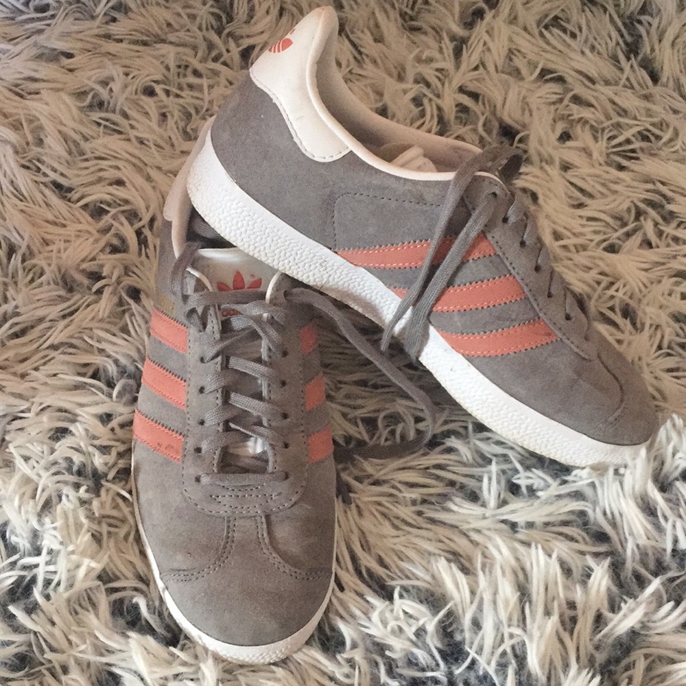 Adidas Gazelle size 6